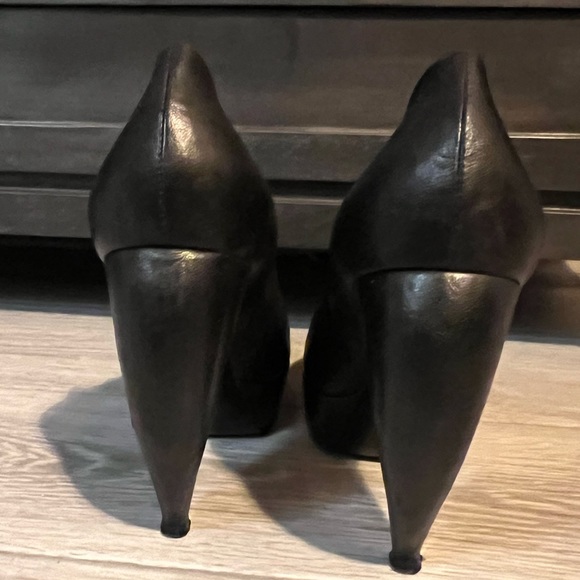 LANVIN black (snakeskin toe) & maroon leather pumps a/ mirrored-inner heel.Sz 40 - Picture 3 of 11